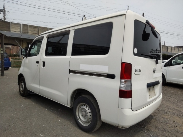 TOYOTA LITE ACE VAN 2015