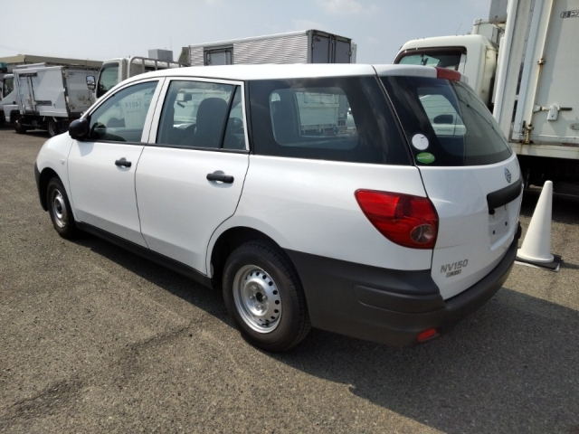 NISSAN AD 2020