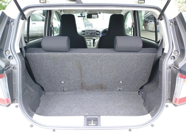DAIHATSU MIRA E S 2020