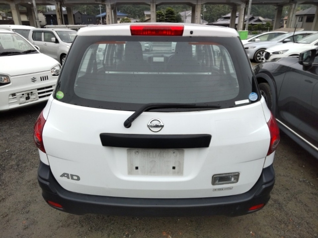 NISSAN AD 2015
