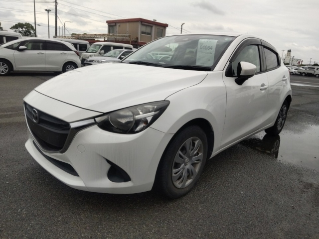 MAZDA DEMIO 2019