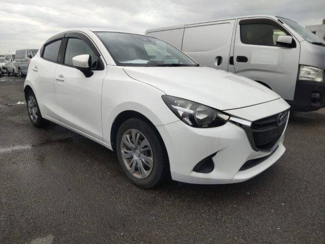 MAZDA DEMIO 2019