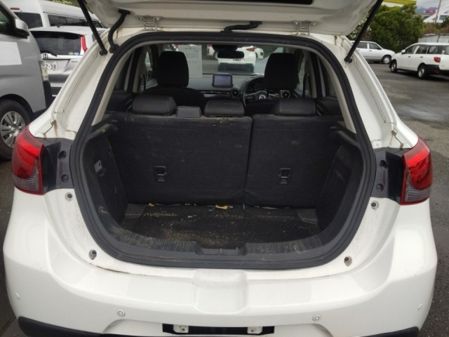 MAZDA DEMIO 2019