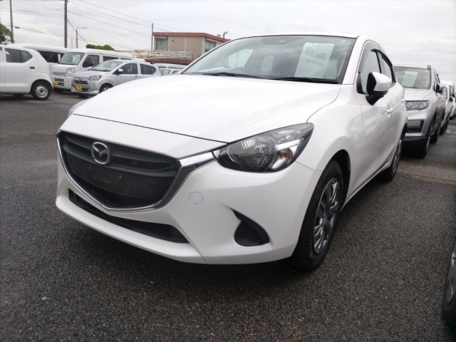 MAZDA DEMIO 2019