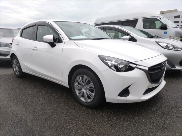 MAZDA DEMIO 2019