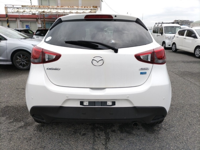 MAZDA DEMIO 2019