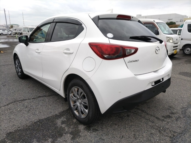 MAZDA DEMIO 2019