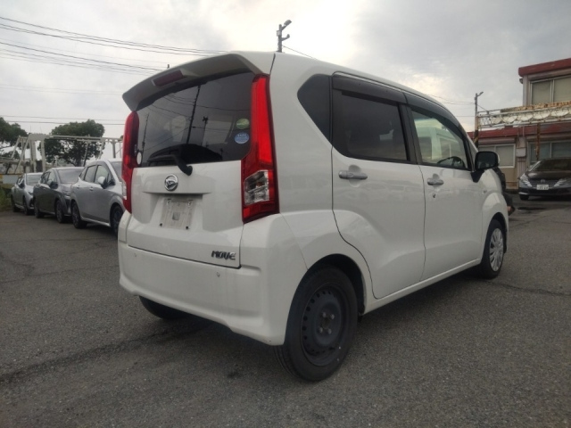 DAIHATSU MOVE 2017