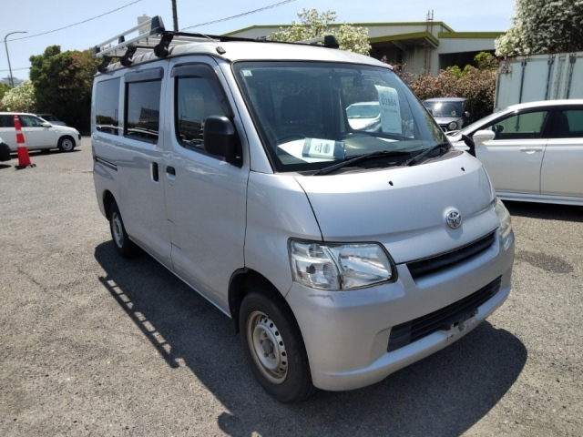 TOYOTA TOWN ACE VAN 2018