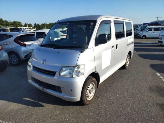 TOYOTA TOWN ACE VAN 2018