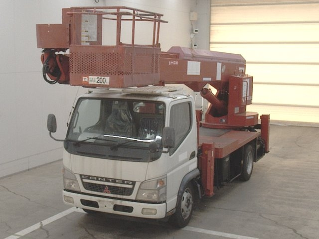 MITSUBISHI CANTER 2006