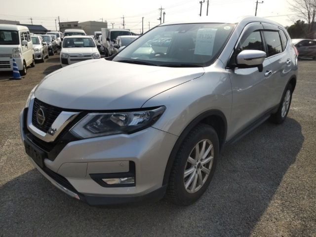 NISSAN X-TRAIL
