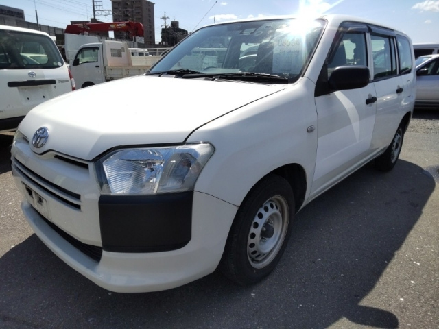 TOYOTA PROBOX 2018