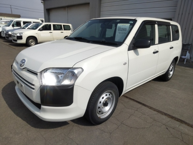 TOYOTA SUCCEED 2020