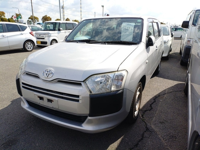 TOYOTA PROBOX 2016