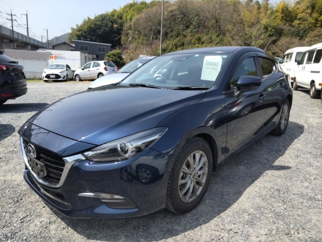 MAZDA AXELA 2018