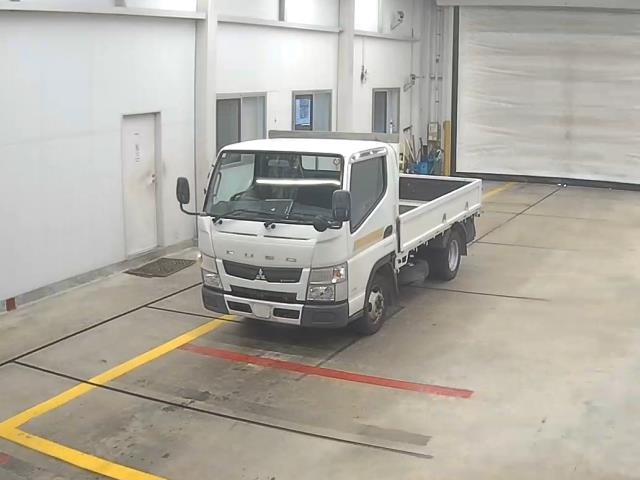 MITSUBISHI CANTER 2016