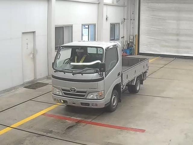 TOYOTA DYNA 2009
