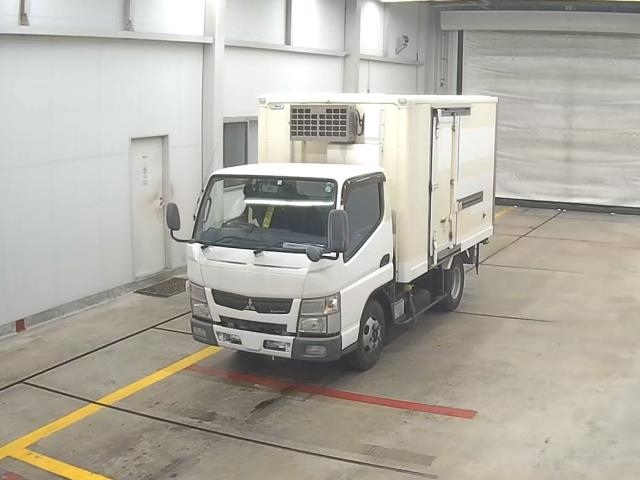 MITSUBISHI CANTER 2014