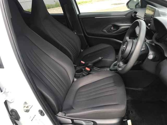 TOYOTA YARIS 2023