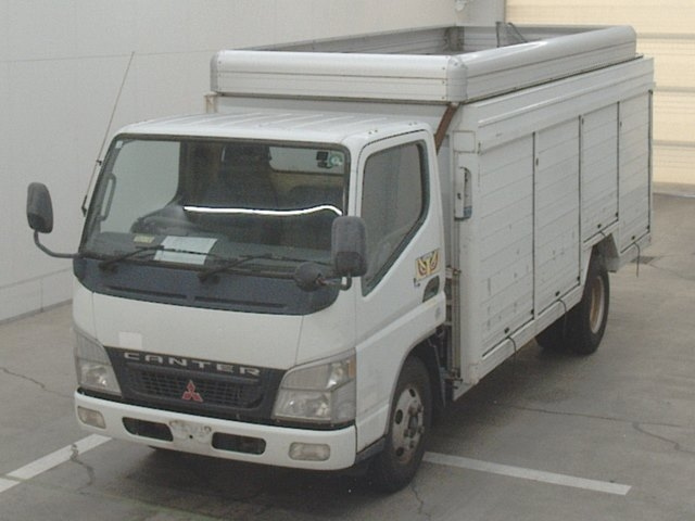MITSUBISHI CANTER 2005