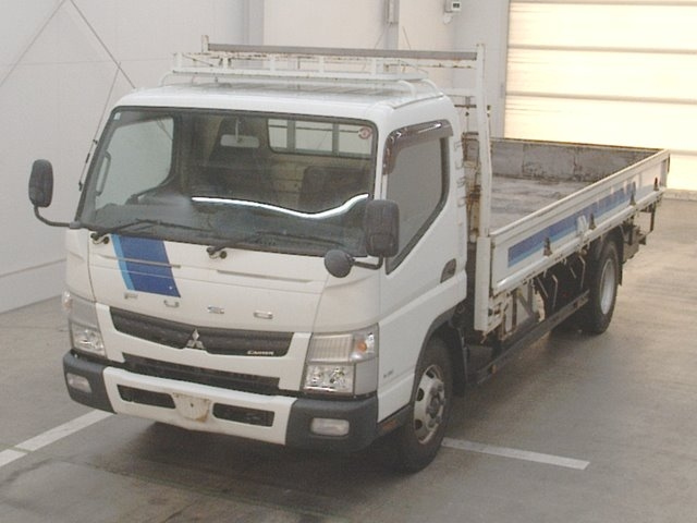 MITSUBISHI CANTER 2015