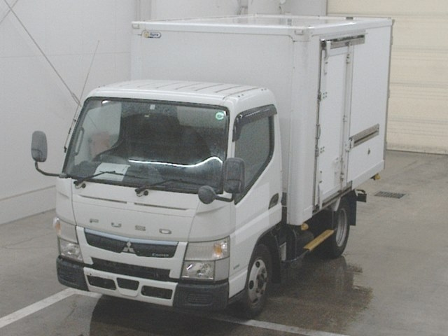 MITSUBISHI CANTER 2020
