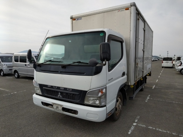 MITSUBISHI CANTER 2009