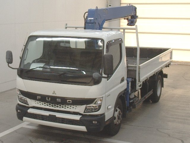 MITSUBISHI CANTER 2022