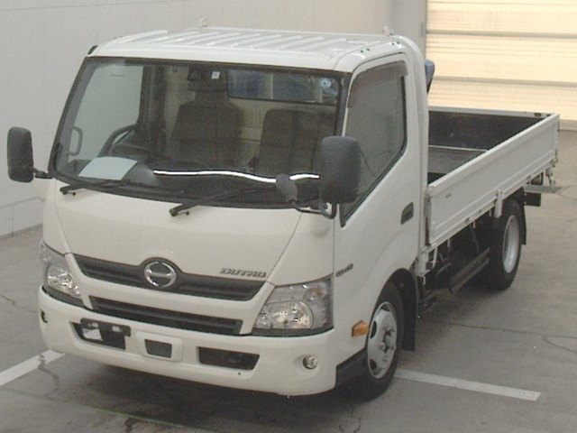 HINO DUTRO 2018
