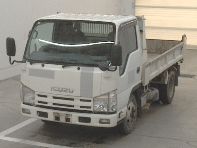 ISUZU ELF 2013