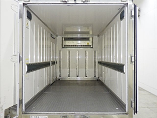ISUZU ELF 2019