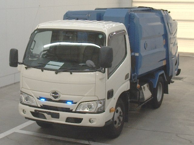 HINO DUTRO 2020