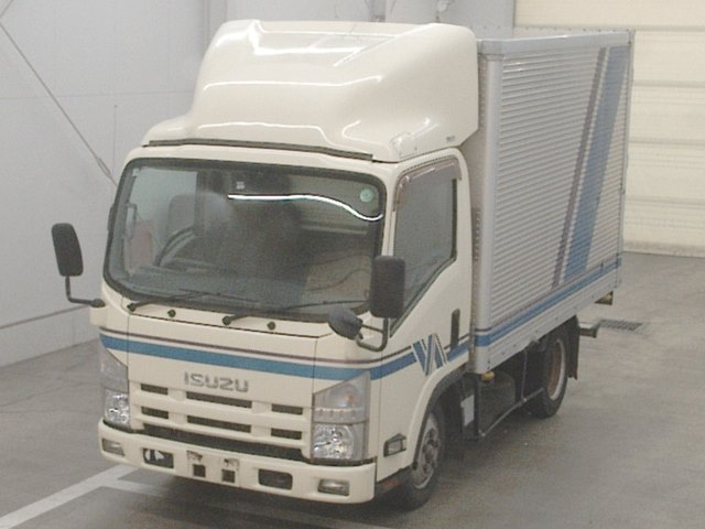 ISUZU ELF 2014