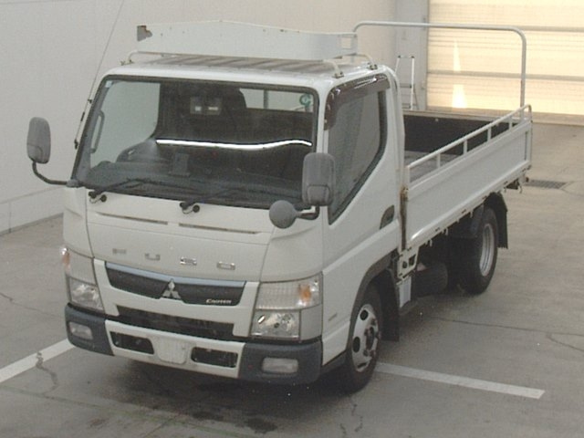 MITSUBISHI CANTER 2018