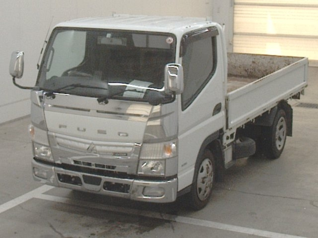 MITSUBISHI CANTER 2020