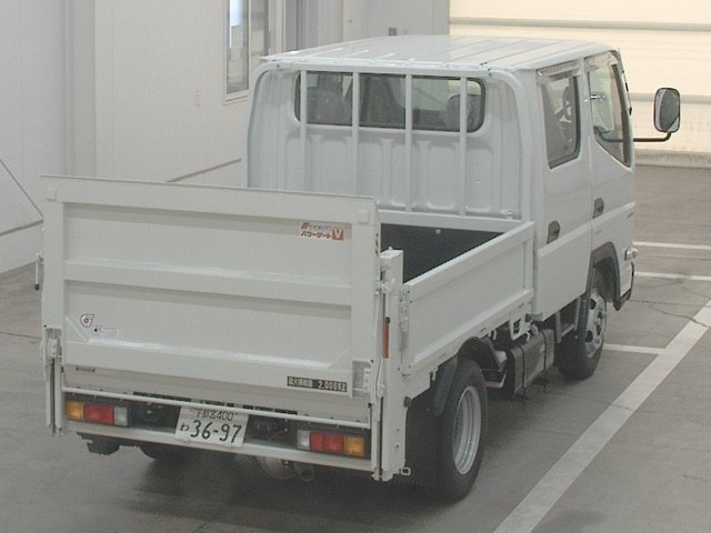 MITSUBISHI CANTER 2025