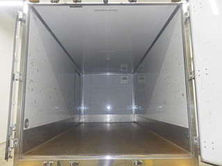 ISUZU ELF 2019