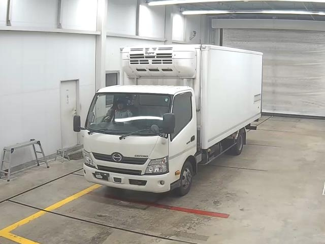 HINO DUTRO 2019