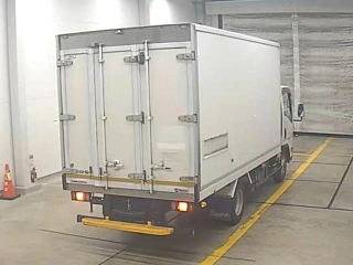 ISUZU ELF 2019