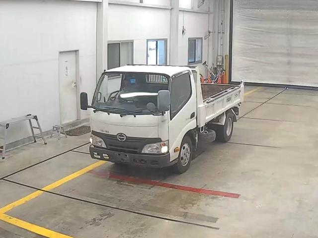 HINO DUTRO 2013
