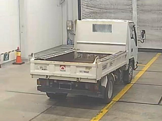 ISUZU ELF 2011