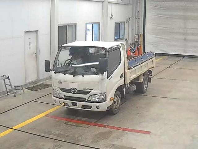 HINO DUTRO 2017