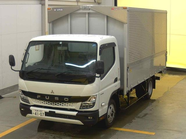 MITSUBISHI CANTER 2023