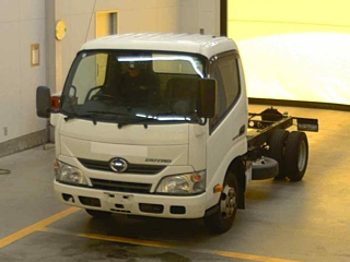 HINO DUTRO 2015
