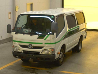 TOYOTA DYNA 2014