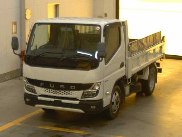 MITSUBISHI CANTER 2021