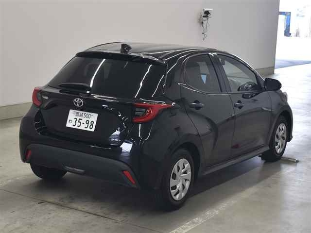 TOYOTA YARIS 2024