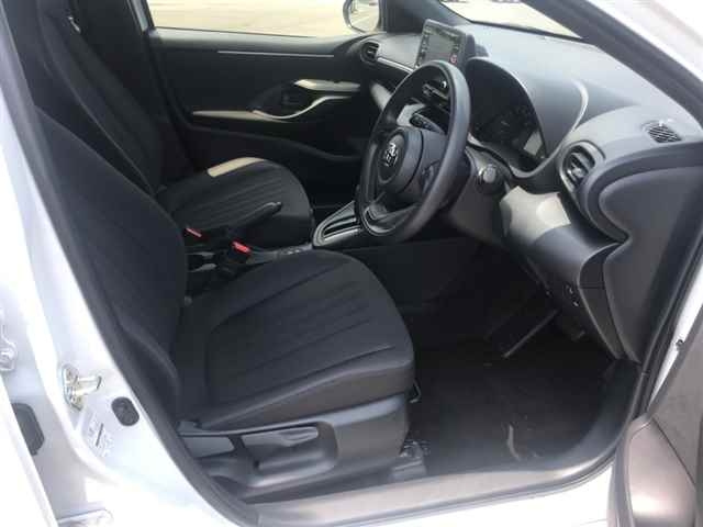 TOYOTA YARIS 2024