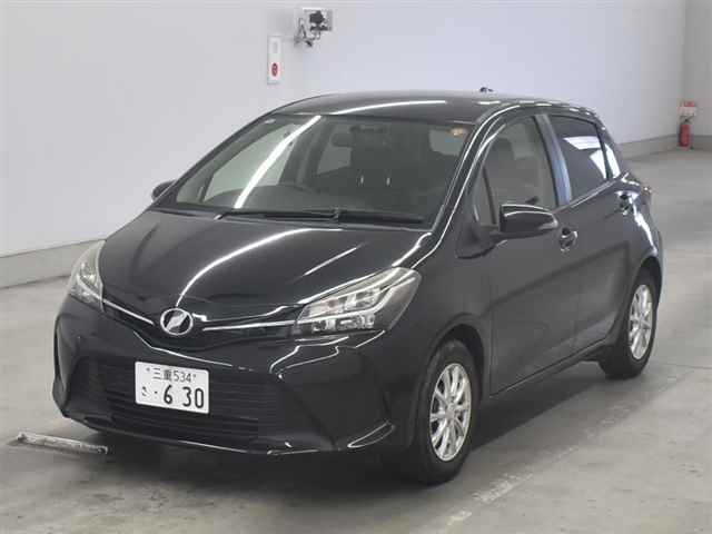 TOYOTA VITZ 2014